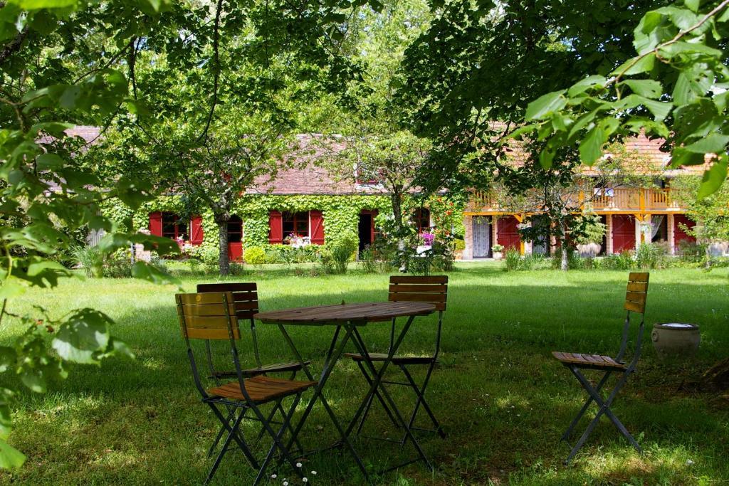 Chambres D'Hotes - Domaine De Montizeau Lailly-en-Val Екстер'єр фото